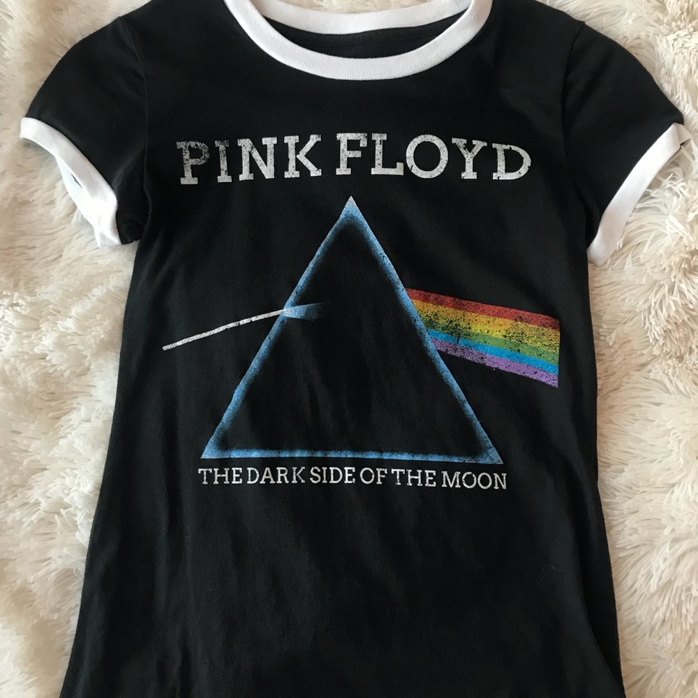 Pink Floyd shirt